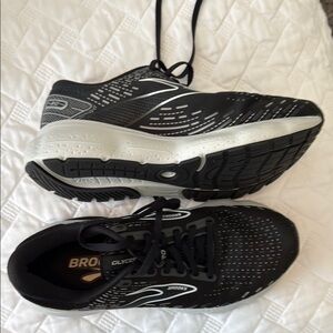Brooks Black and White Athletic Shoes